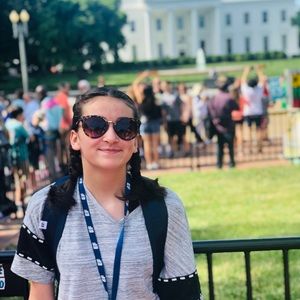 Meet your Posher, Alaina